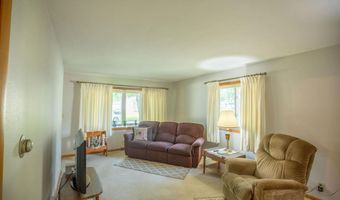 1415 E Linden St, Algona, IA 50511