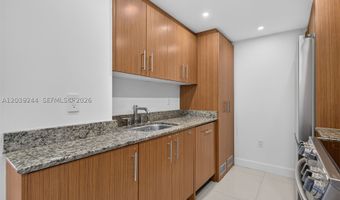 10275 Collins Ave 1521, Bal Harbour, FL 33154