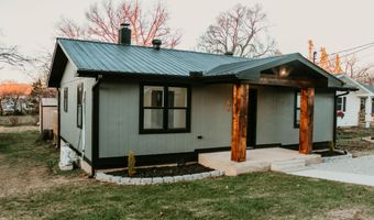 502 Bunch Ave, Ava, MO 65608
