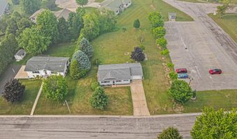 405 W GREENFIELD Ave, Algoma, WI 54201