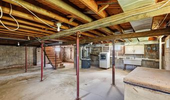 397 Mine Rd, Asbury, NJ 08802