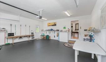 25 Ridgeview Dr, Candia, NH 03034