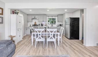 14 N Coe Ln, Ansonia, CT 06401