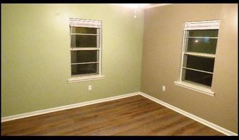 1202 N Holly St, Beebe, AR 72012