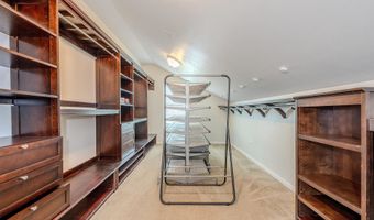20624 CAMPTOWN Ct, Ashburn, VA 20147