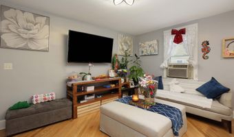 72 Terrace St, Bergenfield, NJ 07621