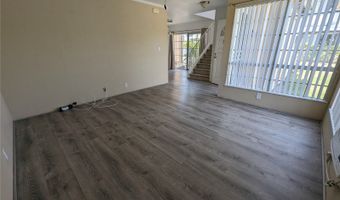 572 Mananai Pl 20A, Honolulu, HI 96818