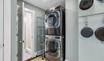 12 LINDEN Ave, Annapolis, MD 21401