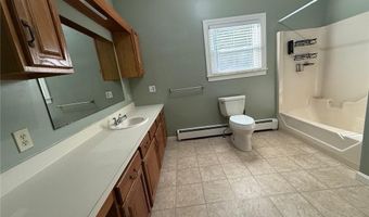1450 Tarkiln Rd, Burrillville, RI 02830