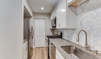 304 FORBES St A, Annapolis, MD 21401