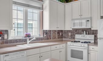 35 Lakeland Dr, Barnegat, NJ 08005