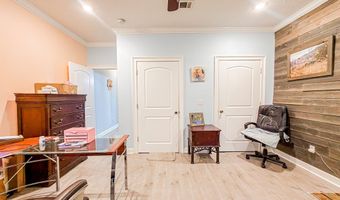 353 Alapaha River Dr, Alapaha, GA 31622