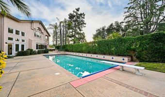 516 Camino Bailen, Escondido, CA 92029