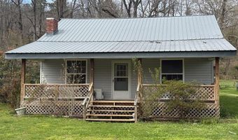 110 Fisher St, Andrews, NC 28901
