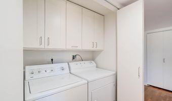 4936 SENTINEL Dr 302, Bethesda, MD 20816