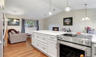 7031 Cheryl St, Anchorage, AK 99518