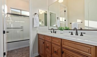 291 W YELLOWSTONE Way, Chandler, AZ 85248