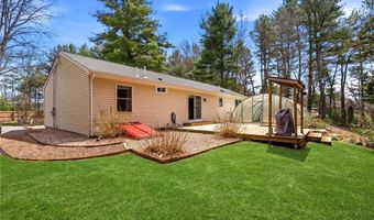 65 SKUNK HILL Rd, Hopkinton, RI 02832