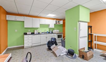 410 Gillham Ct, Ballwin, MO 63021