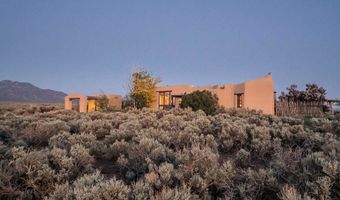 135 Mesa Sea, Arroyo Hondo, NM 87513