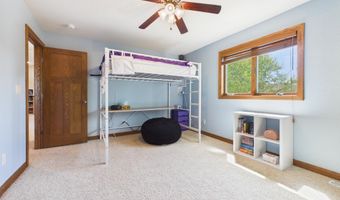 1600 S Parkview Blvd, Brandon, SD 57005