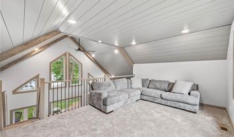 342 Paulsen Lake Ct, Alden, WI 54020