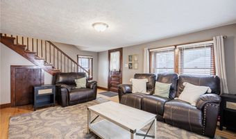 12 Clarendon St, Albion, NY 14411