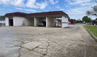 613 N 3rd St, Bardstown, KY 40004