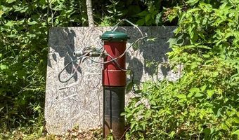 258 Captain Whitney Rd, Becket, MA 01223