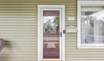 808 E HANCOCK St, Appleton, WI 54911