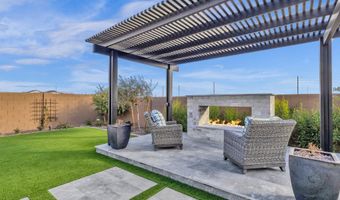 1151 E PEACH TREE Dr, Chandler, AZ 85249