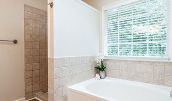 4032 Brook Cross Dr, Apex, NC 27539