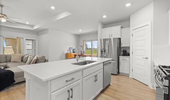 12592 Whitcomb Cir, Athens, AL 35613