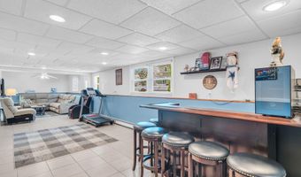 147 Clairmont Ave, Belford, NJ 07718