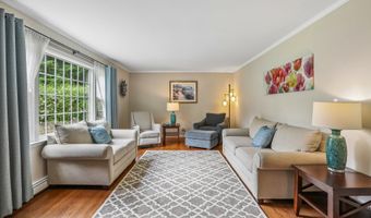 3 Linda Dr, Danbury, CT 06811