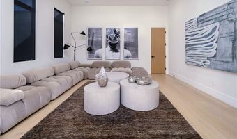 7663 E Corto, Anaheim, CA 92808