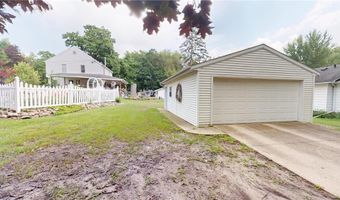 1015 W William St, Albert Lea, MN 56007