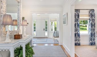 169 Wellington Ave, Newport, RI 02840