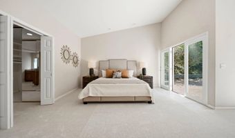 425 Loma Larga, Solana Beach, CA 92075