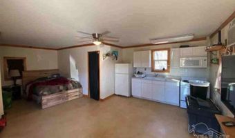 6389 County Line Rd B, Baker, FL 32531