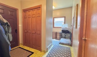 203 3rd Ave SW, Bowman, ND 58623