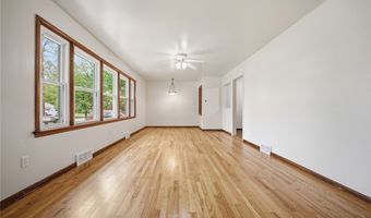 950 Southwood Dr, Ashtabula, OH 44004
