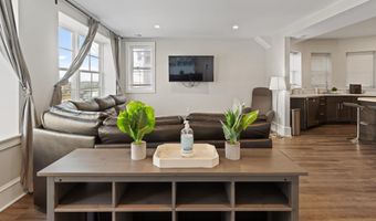 114 S Raleigh Ave, Atlantic City, NJ 08401