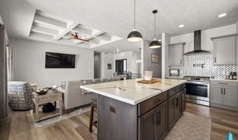 1625 W River Bend St, Brandon, SD 57005