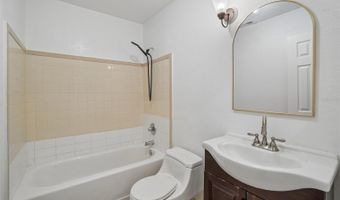 222 LAKEVIEW Dr, Auburndale, FL 33823