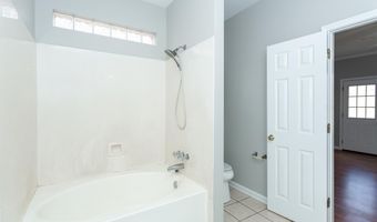 9591 Pecan Tree Dr, Baton Rouge, LA 70810