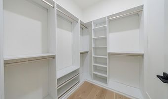 2983 Habersham Ct NW, Atlanta, GA 30305