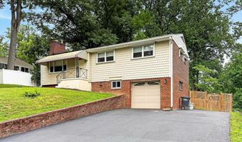 6927 FERN Ln, Annandale, VA 22003