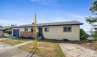 416 CHINOOK Ave, Astoria, OR 97103