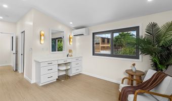 3942 Kaualio Pl, Honolulu, HI 96816